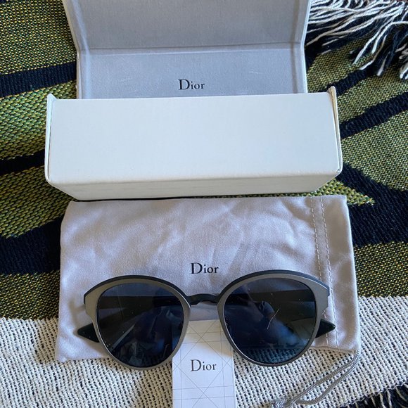 DIOR SUNGLASSES - Picture 1 of 9